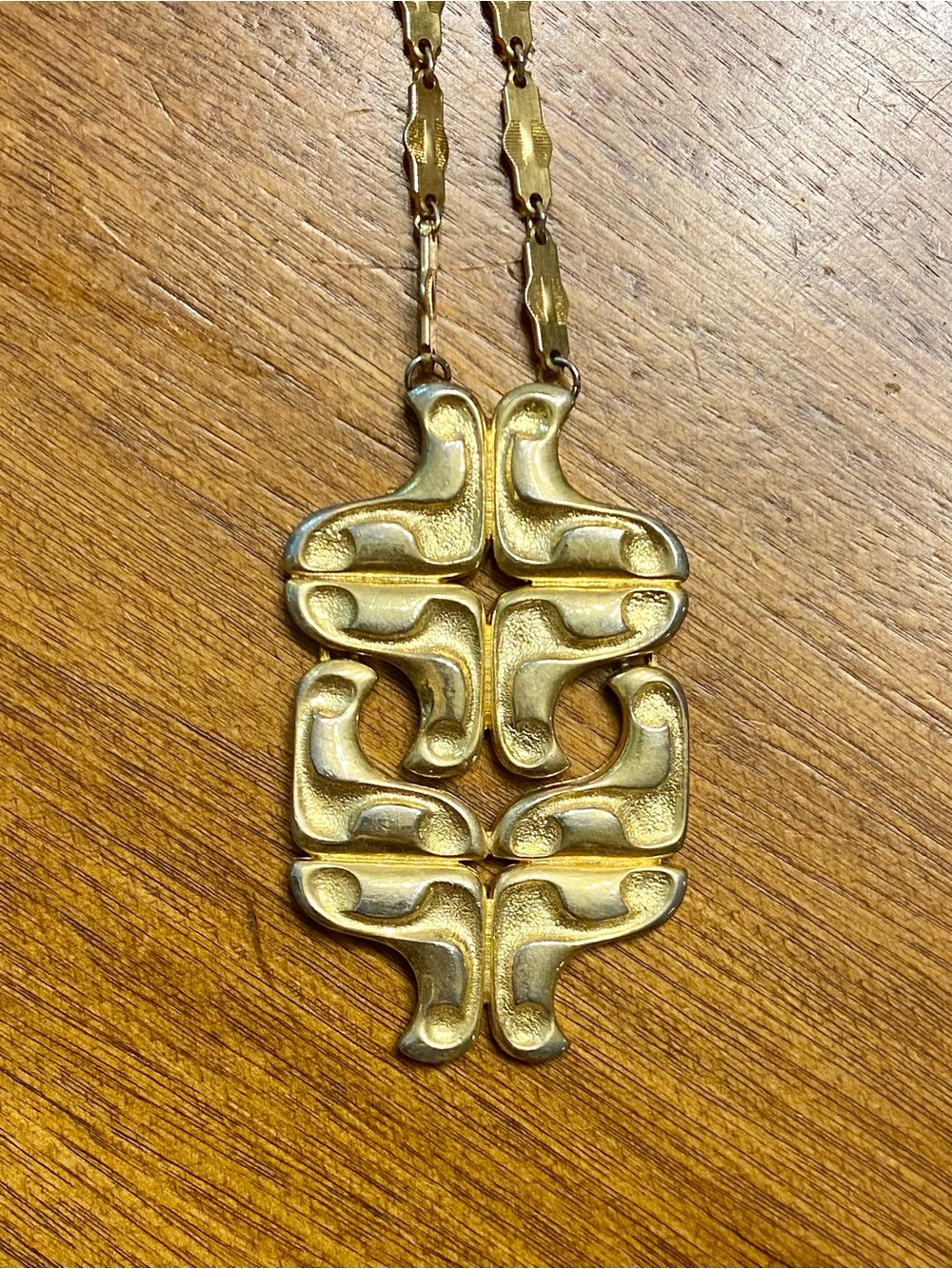 Vintage 70’s Abstract Link Pendant Necklace - Women Jewelry
